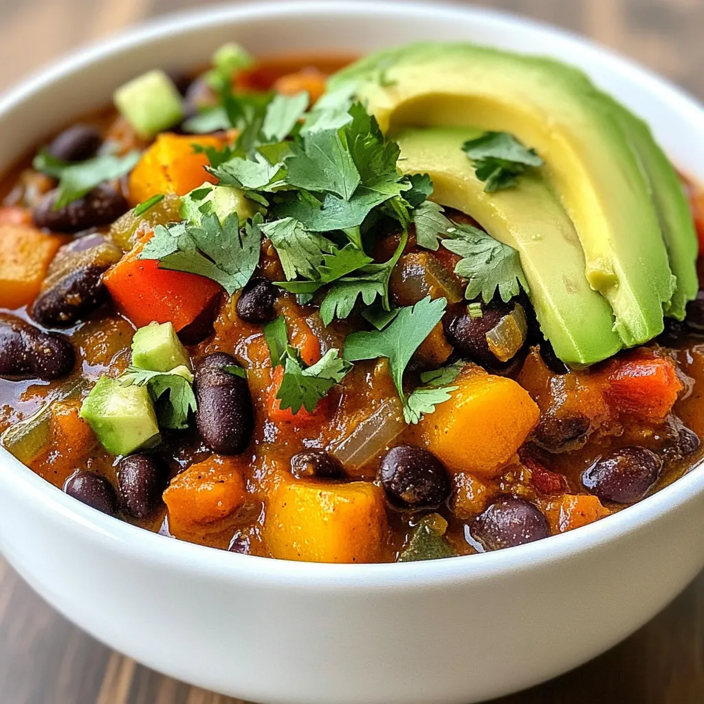 Kürbis Chili mit schwarzen Bohnen gesunde Geschmacksexplosion