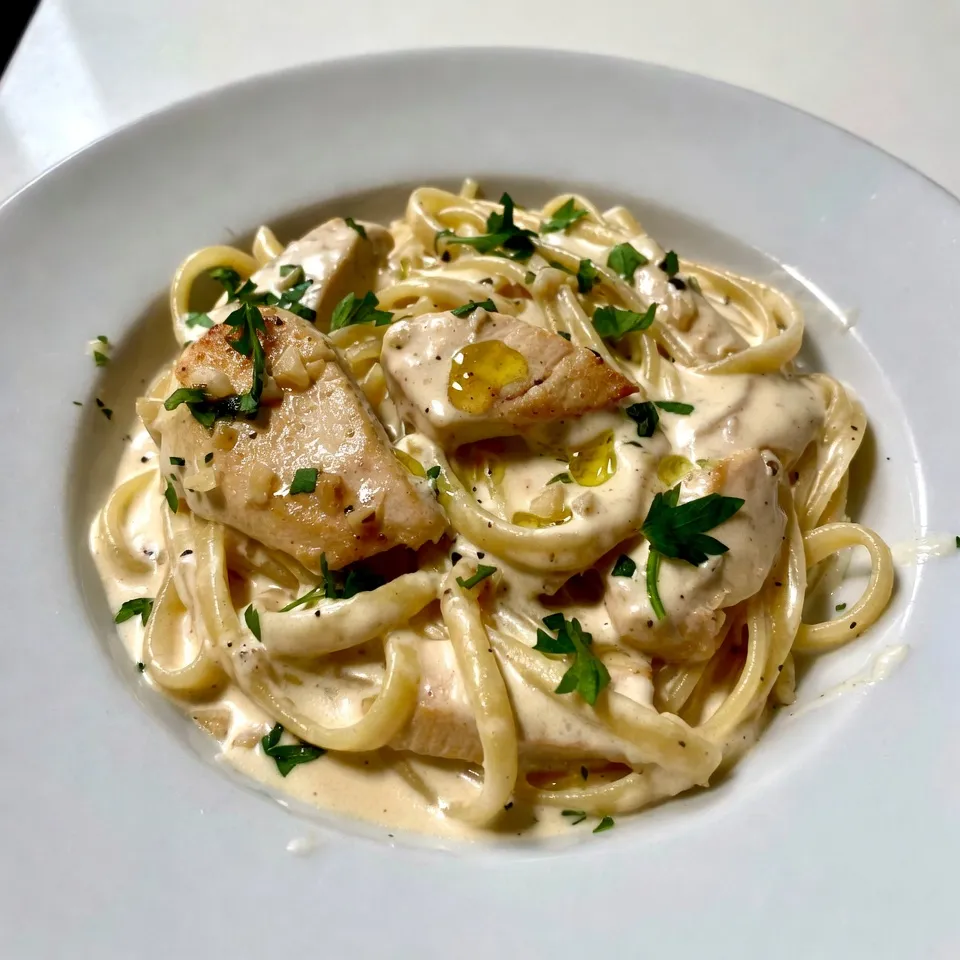 Cremy Chicken Alfredo Skillet Schnelles und Einfaches Rezept